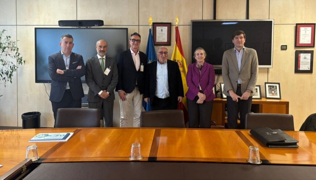 Reunión de AETRAM con la DGT sobre transporte colectivo y movilidad