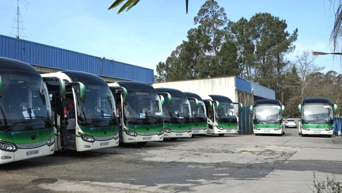 Monbus adquiere Empresa Ojea para reforzar su presencia en la ciudad de Galicia