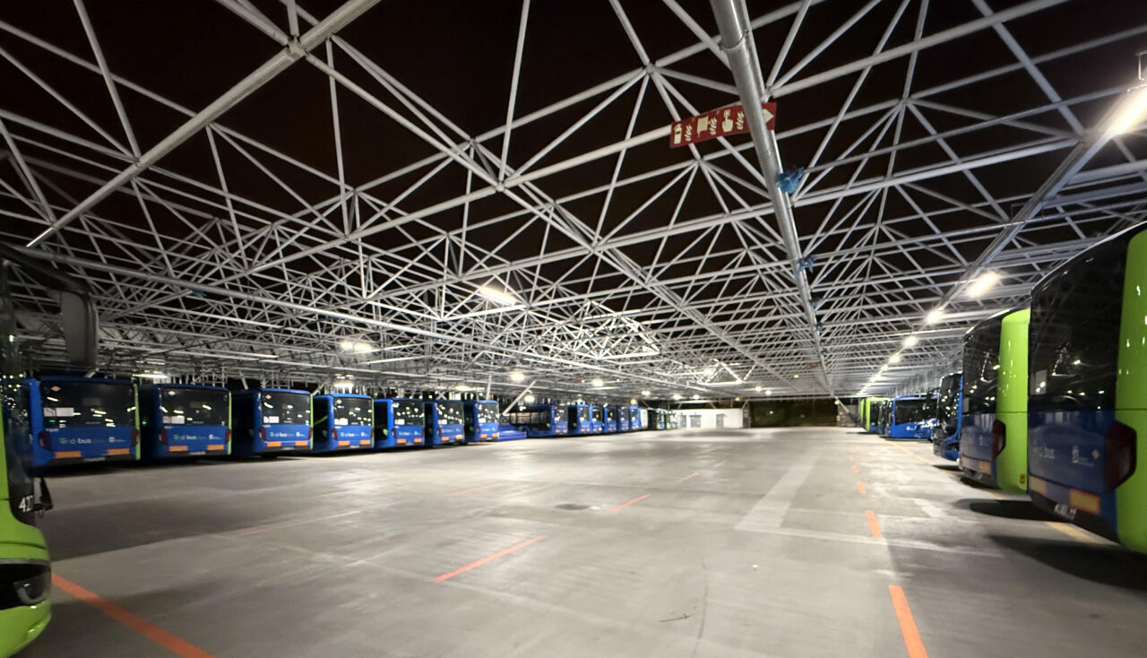 Dbus presenta a Europa su modelo de electrificación 100% cero emisiones