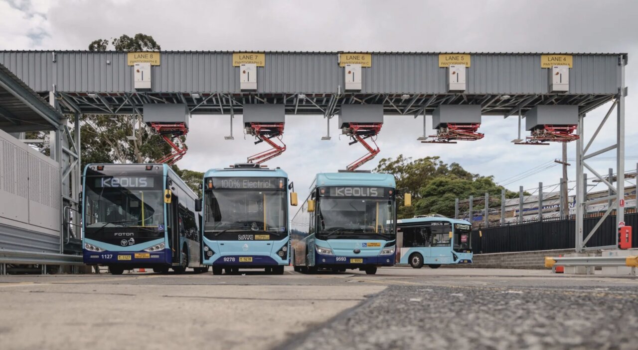 Sídney pone en marcha el primer depósito australiano de autobuses eléctricos con carga