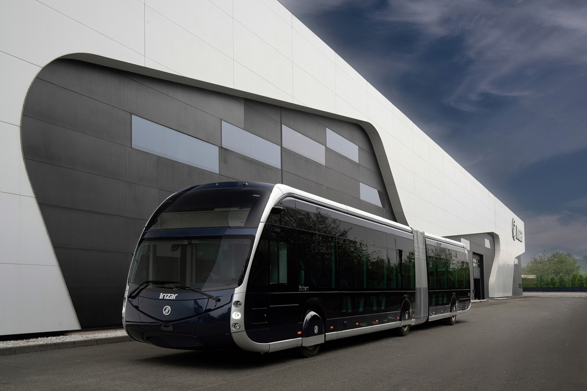 Irizar e-mobility presenta en París el nuevo ie tram Efficient, evolución sobre ruedas