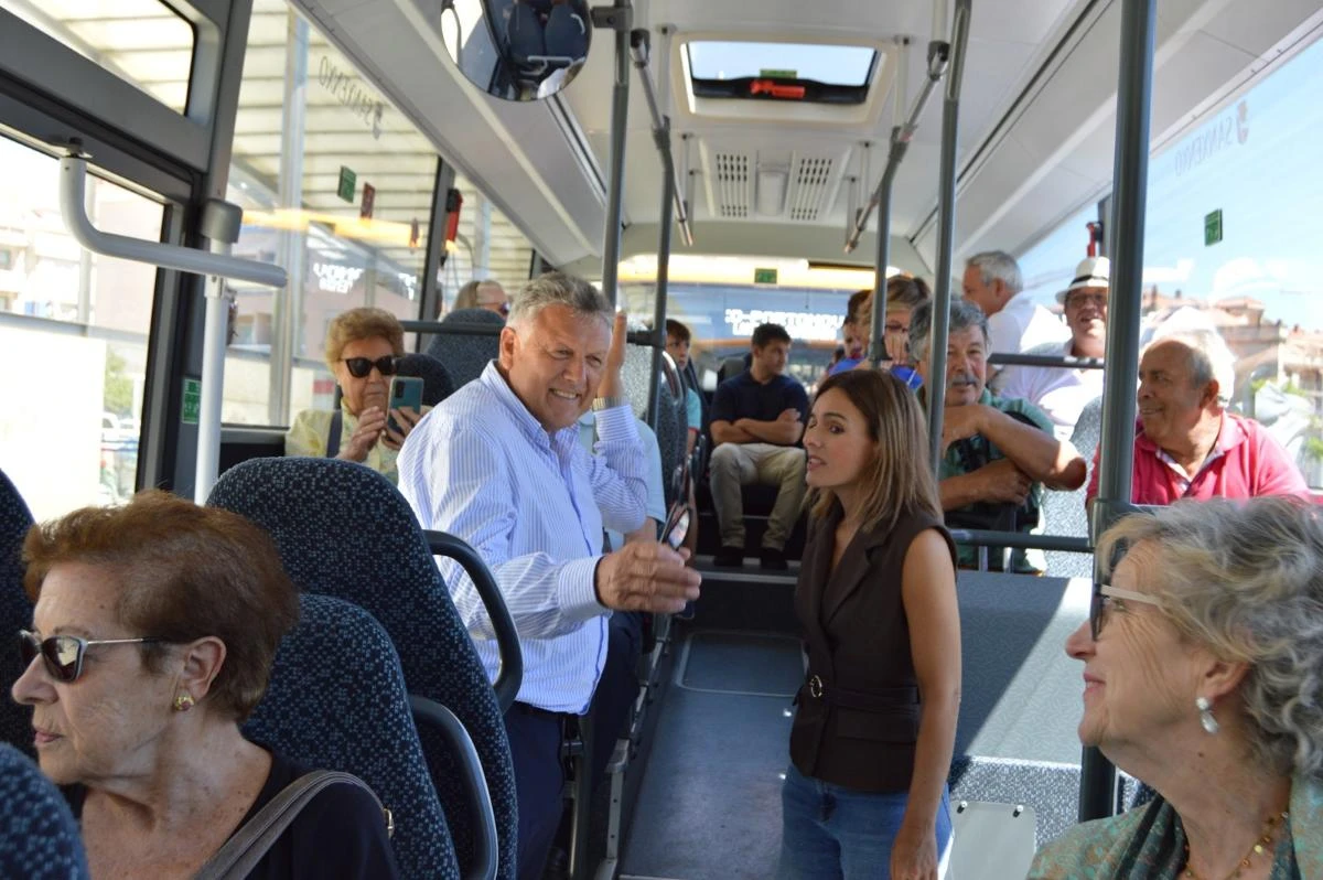 Sanxenxo refuerza su movilidad sostenible con tres líneas circulares urbanas este verano