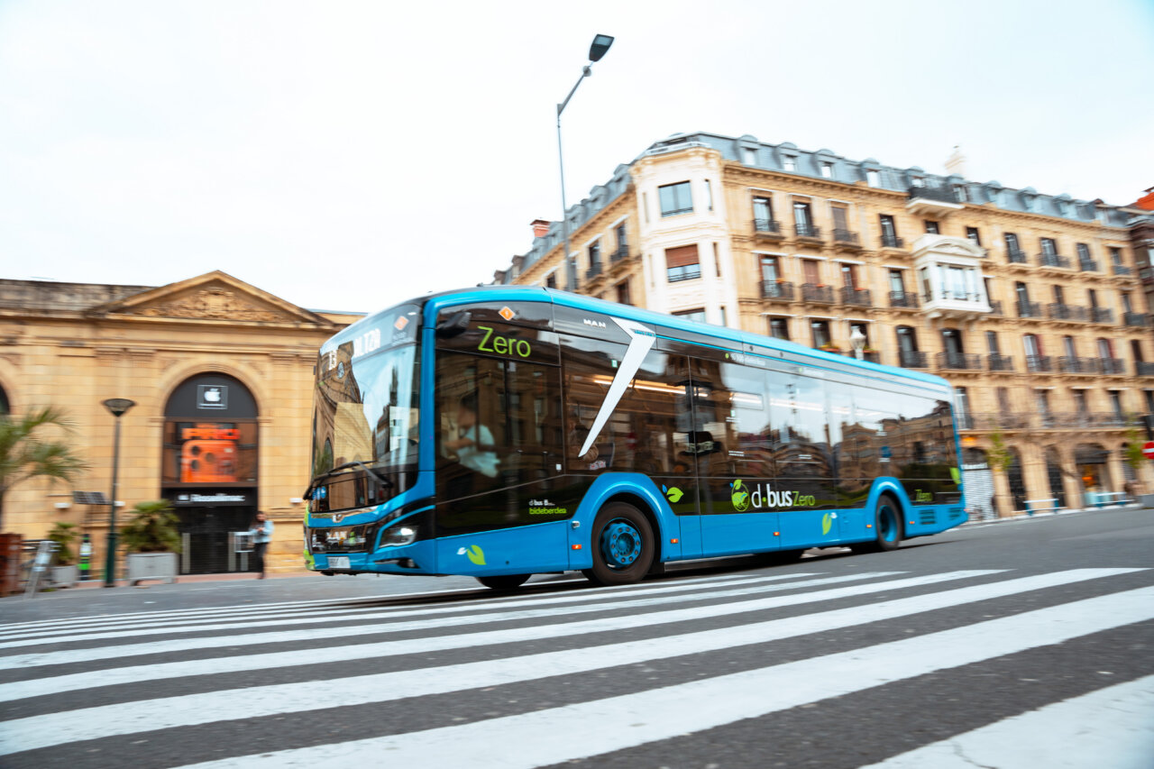 Dbus bate un nuevo récord de viajeros con más de 16,6 millones de desplazamientos