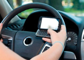 Las distracciones al volante, en el punto de mira de Europa