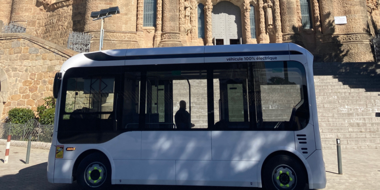 Indcar amplía su propuesta con el Bluebus eléctrico de seis metros
