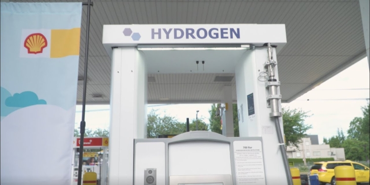 ¿Podría el hidrógeno estar ralentizando su expansión?