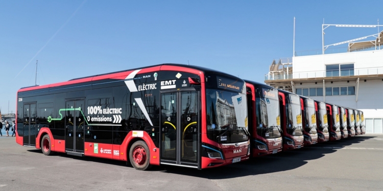 EMT Valencia invierte 30 millones de euros en autobuses eléctricos e híbridos