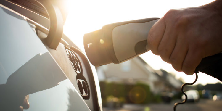 La ITV para eléctricos e híbridos: ¿qué diferencias tiene?