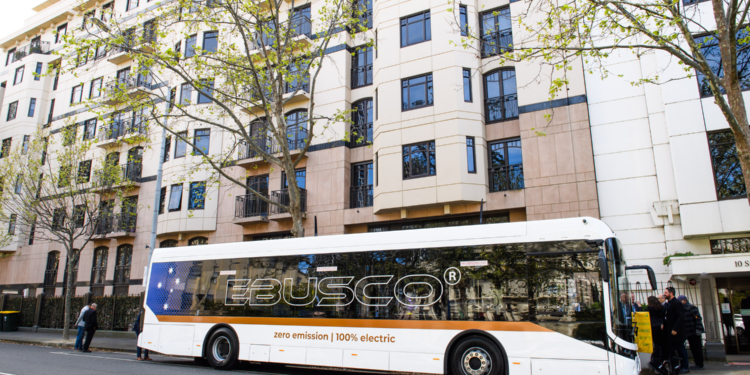 Ebusco amplía su red internacional hasta Australia