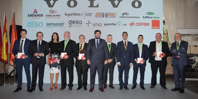 La Región de Murcia pagará a los desempleados el carné de conducir