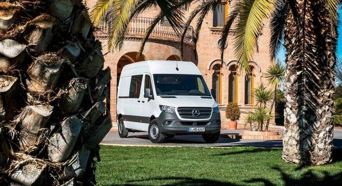 Los Comerciales necesitarán la licencia internacional desde el próximo 22-M