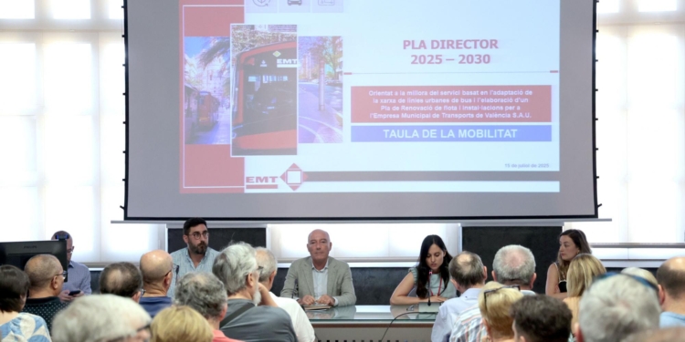 EMT Valencia presenta su nuevo plan con 218 nuevos autobuses