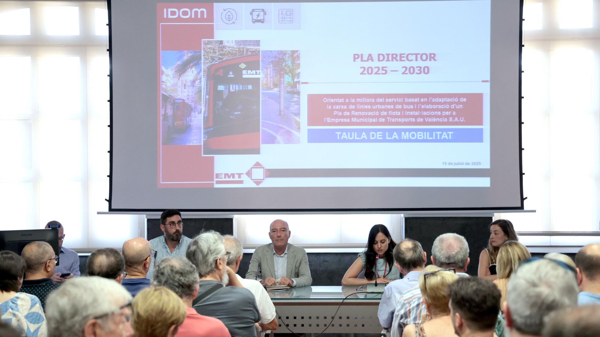 EMT Valencia presenta su nuevo plan con 218 nuevos autobuses