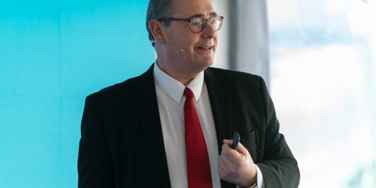 ‘Vamos a contar con un nuevo urbano articulado eléctrico’