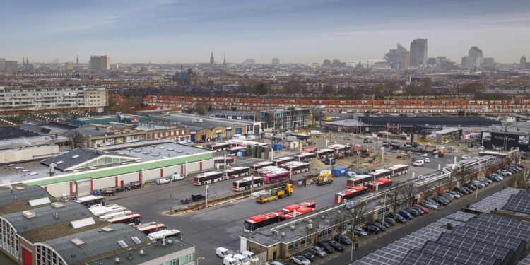 Daimler electrifica la cochera de urbano de La Haya para 95 eCitaro