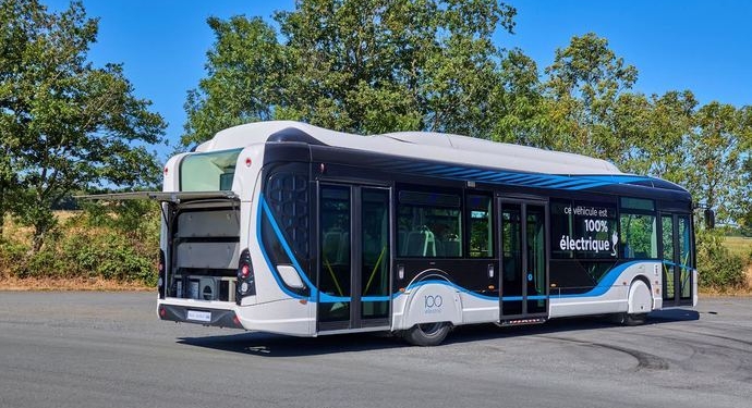 Iveco Bus entrega dos eléctricos para el transporte público en Bolonia