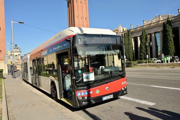 TMB incorpora a 217 nuevos profesionales de conducción para bus