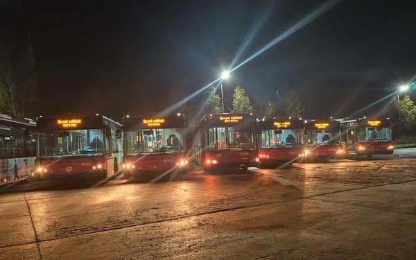 Llegan a Ucrania 10 autobuses de TMB para proyectos de cooperación social