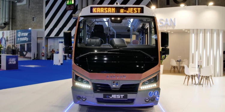 Karsan amplía su expansión con el lanzamiento del e-Jest en Reino Unido