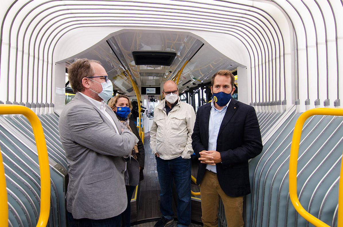 Guaguas Municipales incorpora 15 nuevos vehículos articulados de 18 metros