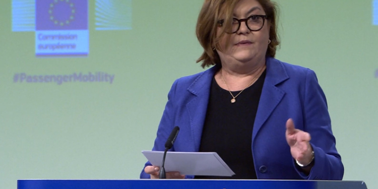 ‘Simplificar los procesos de protección al usuario’