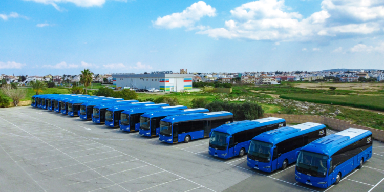 Irizar se lanza y conquista el transporte público de Chipre