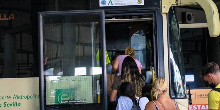 Los consorcios andaluces transportaron 47,3 millones de viajeros