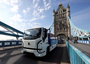 Tevva pone en las calles de Londres sus primeros camiones eléctricos