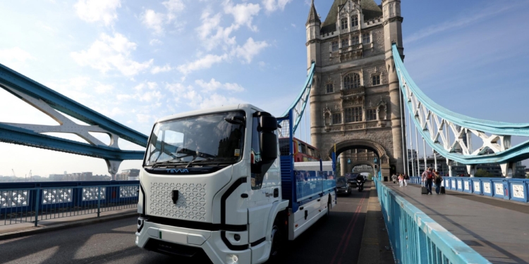 Tevva pone en las calles de Londres sus primeros camiones eléctricos