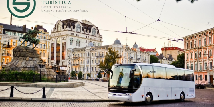 Ictes y Confebus promueven la ‘Marca S de Sostenibilidad Turística’ en el sector