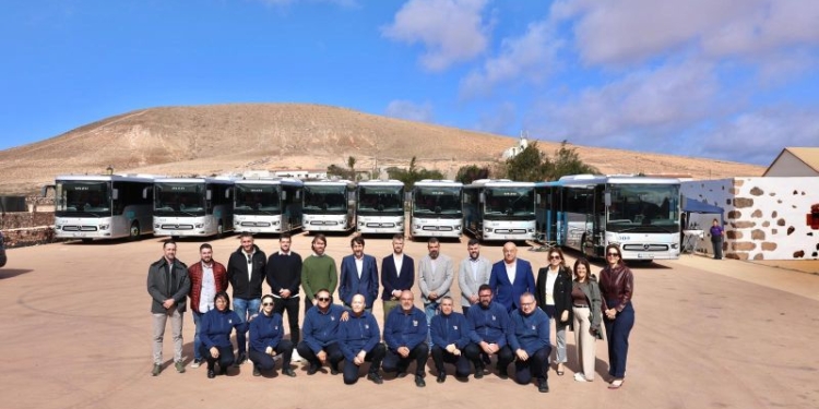Alsa refuerza su flota en Fuerteventura con 20 nuevos Mercedes Intouro