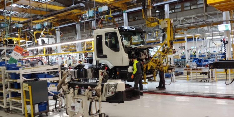 Blainville fabrica el primer millar de camiones eléctricos de Renault Trucks