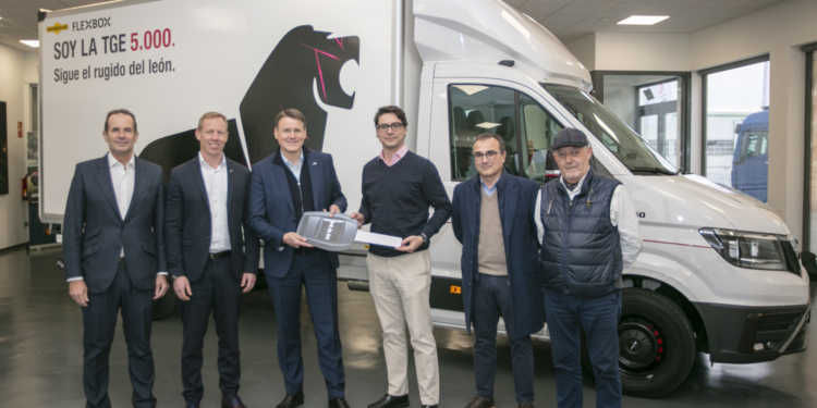 Entrega histórica de la unidad número 5.000 de la MAN TGE en España
