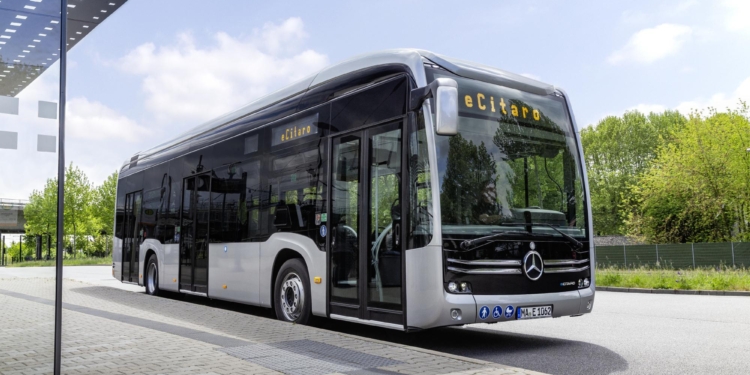 ‎Daimler Buses en la 13ª conferencia de autobuses eléctricos de Berlín‎