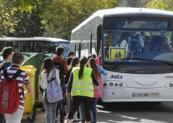 El transporte escolar, a distintas velocidades