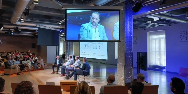 La digitalización llega al Sector y la formación debe estar a la altura