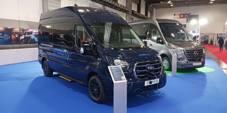 Ferqui amplía su oferta eléctrica junto a Ford con el nuevo modelo Cares