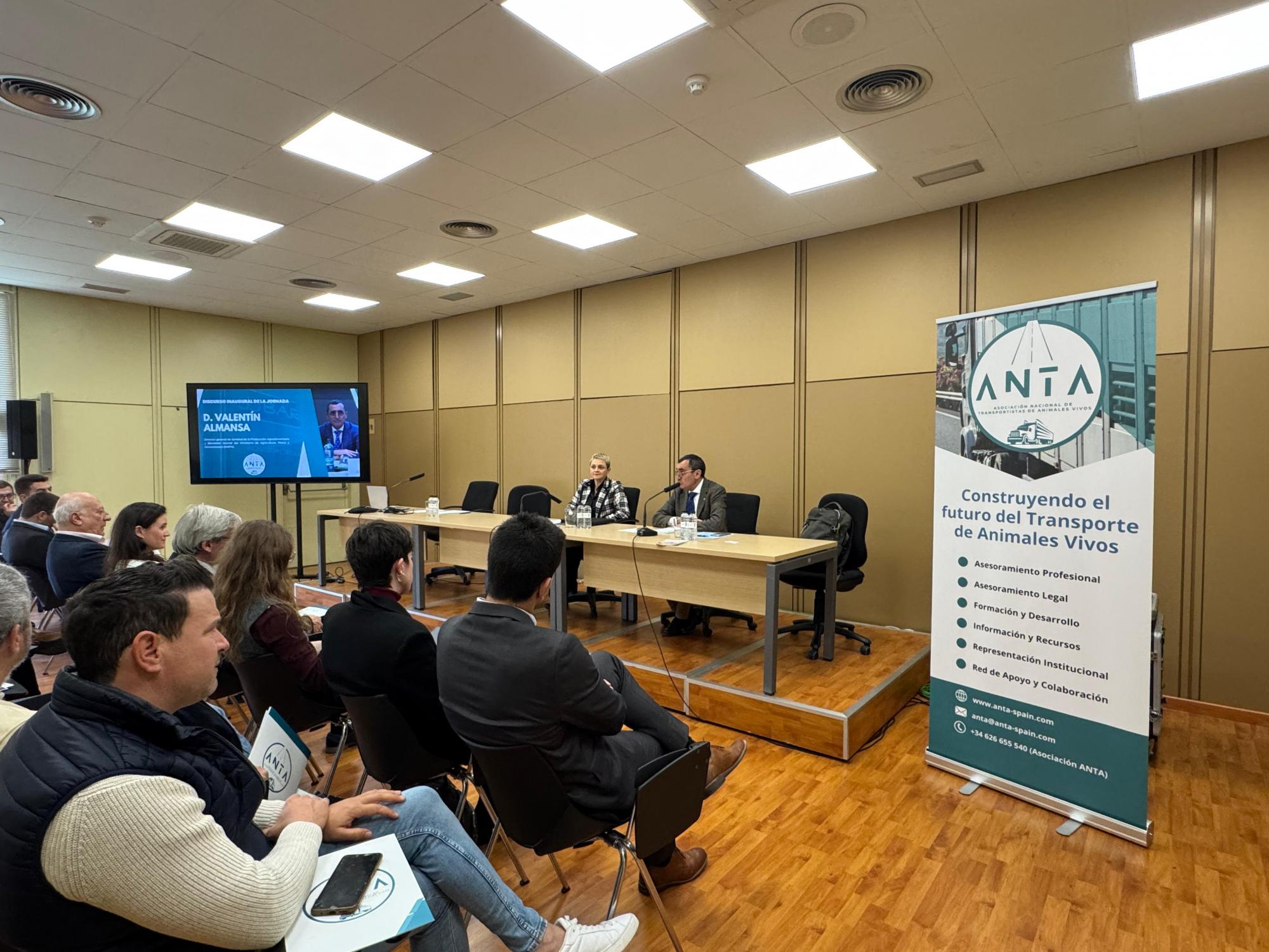 Éxito en la jornada europea del transporte de animales vivos