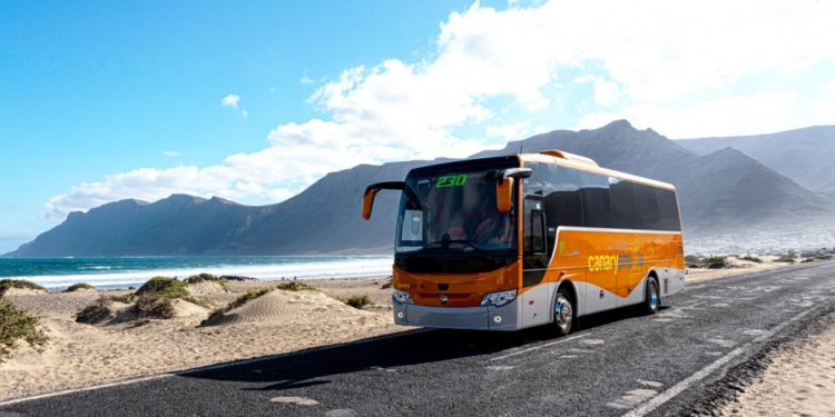 El Gobierno autoriza 124 millones de euros en ayudas a Canarias y Baleares