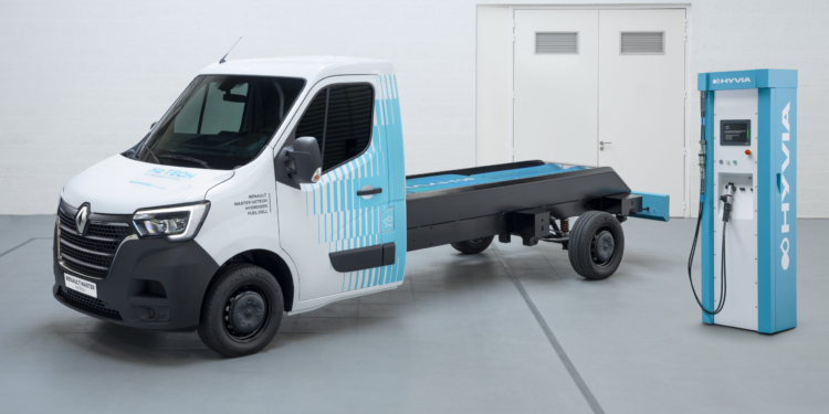 HYVIA presenta el Master H2-Tech en el salón HyVolution de París