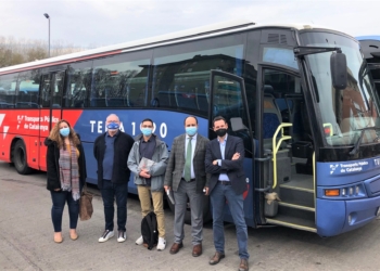 Dos autocares para el transporte escolar de Marruecos, gracias a Teisa