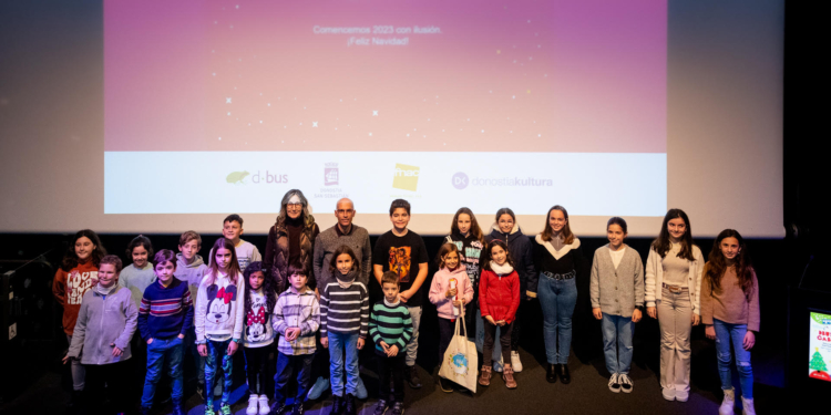 Comienza el concurso de dibujo infantil de Navidad de Dbus