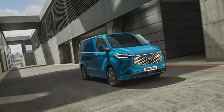 Ford Pro presenta la nueva E-Transit Custom totalmente eléctrica