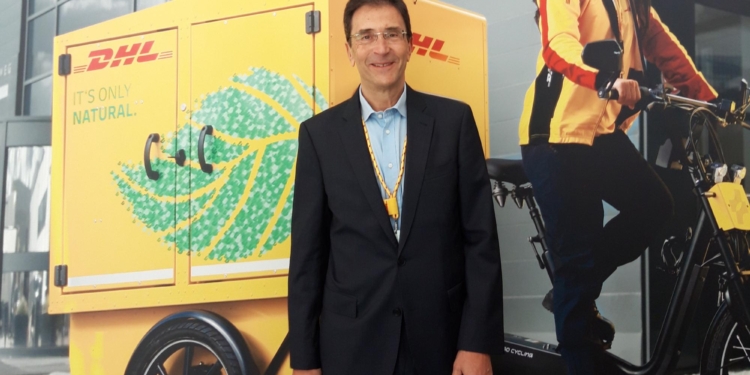 Borrás (DHL): ‘Quien no esté concienciado, no tendrá negocio’