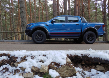 Prueba Ligero: Ford Ranger Raptor no es un pick-up como los demás