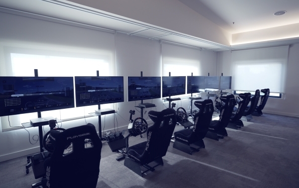 Novedoso curso de seguridad vial desarrollado por Carlos Sainz