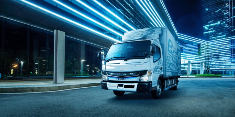 Daimler Truck presenta la próxima generación eCanter en la IAA