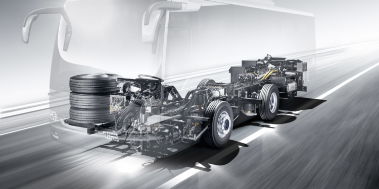 Mercedes-Benz actualiza el chasis del OC 500 para motores Euro VI