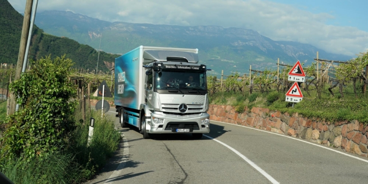 El Mercedes-Benz eActros culmina su gira de lanzamiento por Europa