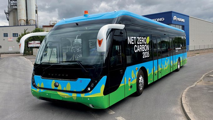 Los aeropuertos descarbonizan su ‘terrestre’